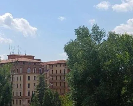 Abetone 6 - The Red - B Daire Milano