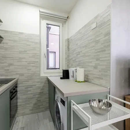 Apartament Abetone 6 - The Red - B Mediolan